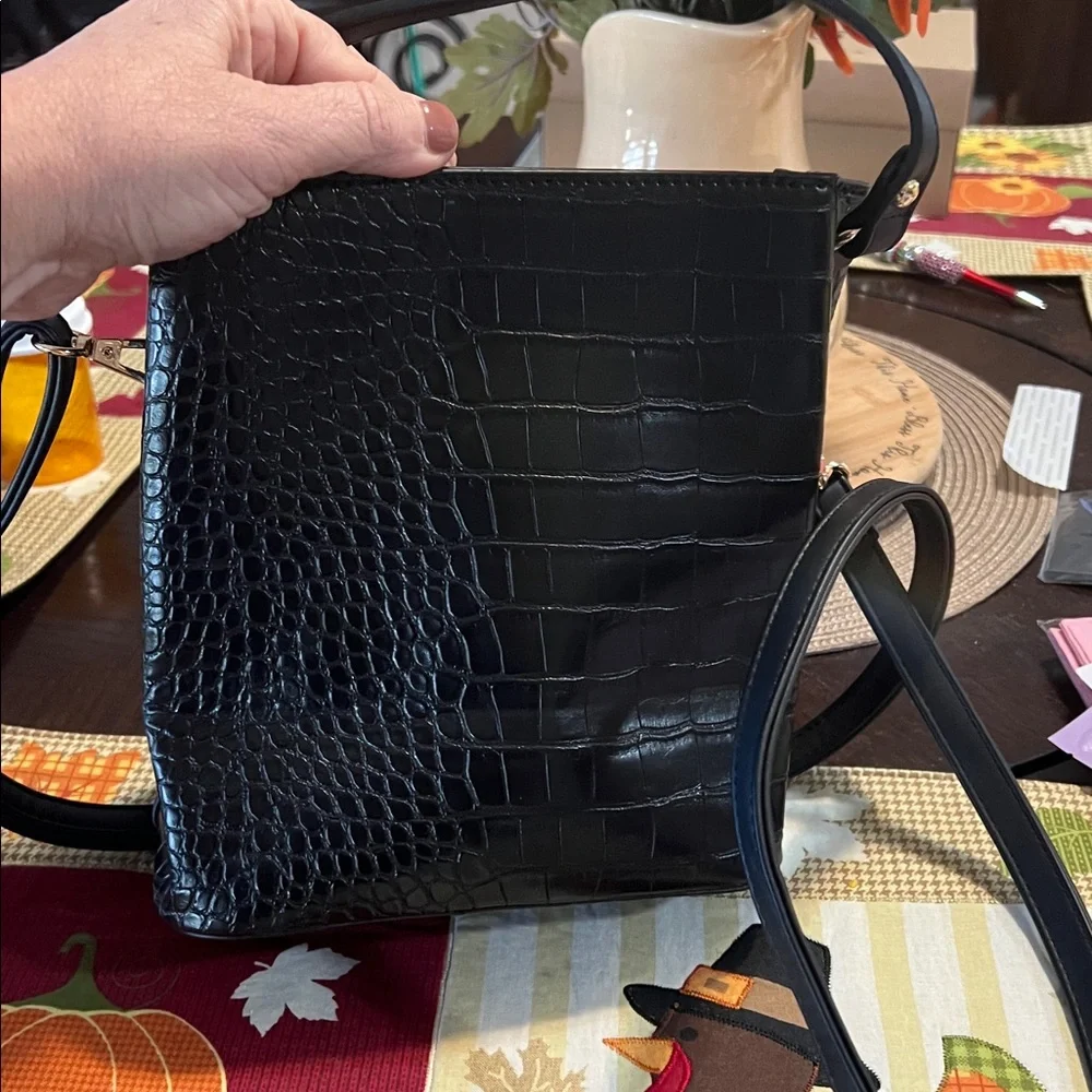 AOTA Black Croc-Embossed Handbag NWOT - Picture 2 of 6